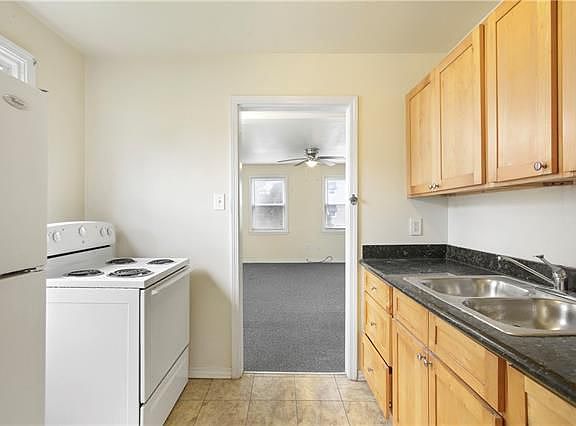 4th image of 6220 Waldo Dr