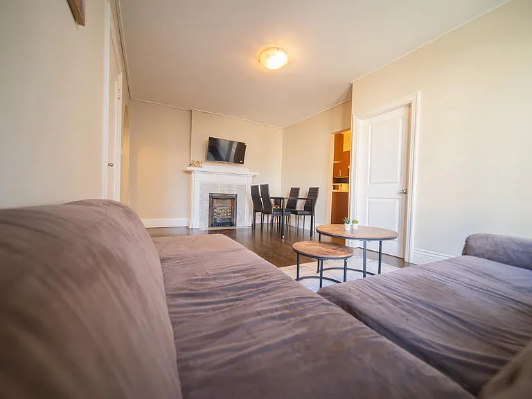 935 Jervis St #5 — Photo 14