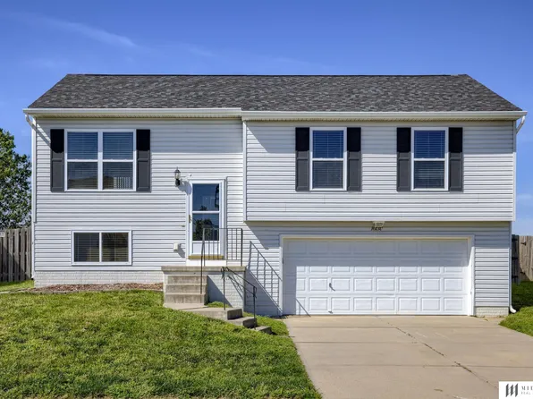 16130 Birch Ave, Omaha, NE 68136