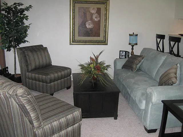 Dove Creek Villas — Photo 11
