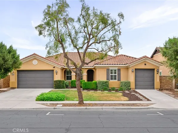 14408 Narcisse Dr, Corona, CA 92880