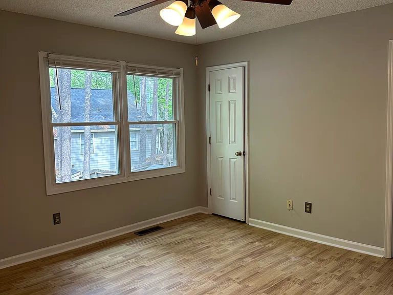 1757 Twin Brooks Dr SE — Photo 19