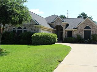 711 Country Meadows Dr, Pearland, TX 77584