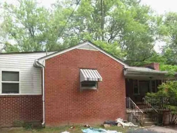 216 Ellisville Dr, Louisa, VA 23093