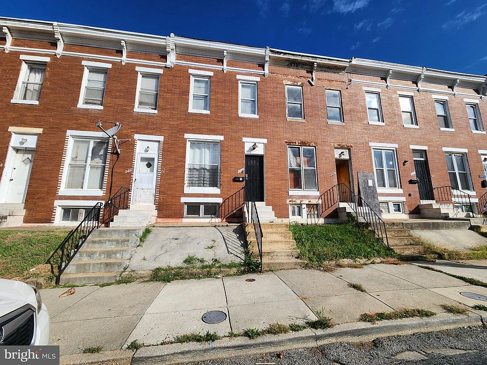 1st image of 2408 Lauretta Ave