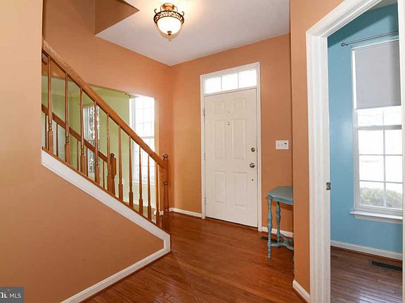 4th image of 35779 Chapel Hill Ct
