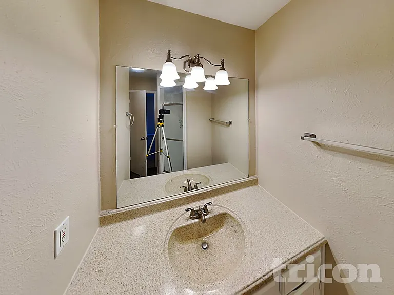 1912 Wurzburg Dr — Photo 10