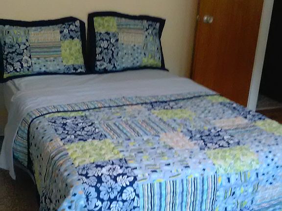 Full Size Bed + Twin Bed in 2nd BR