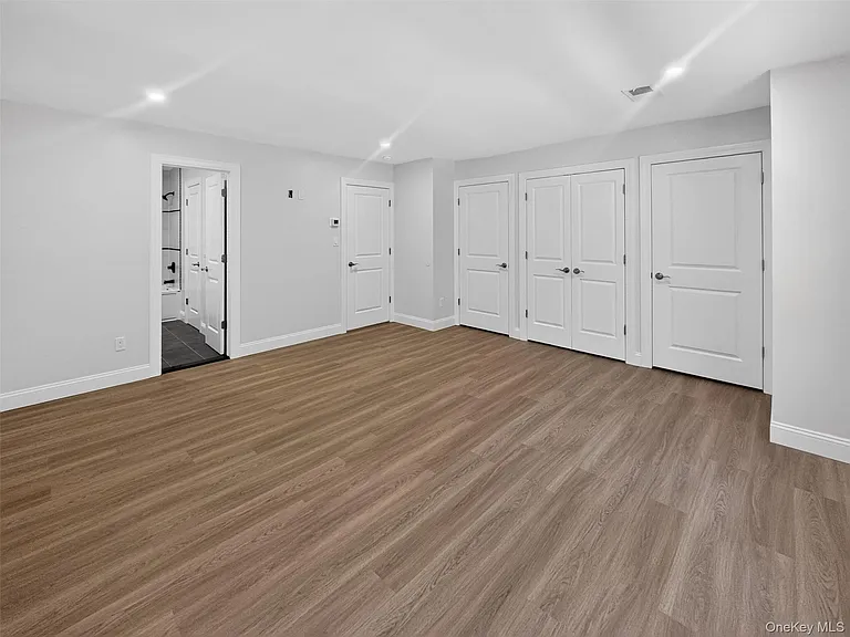 287 Delaware Ave — Photo 25
