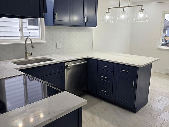 4th image of 4924 Roywood Rd