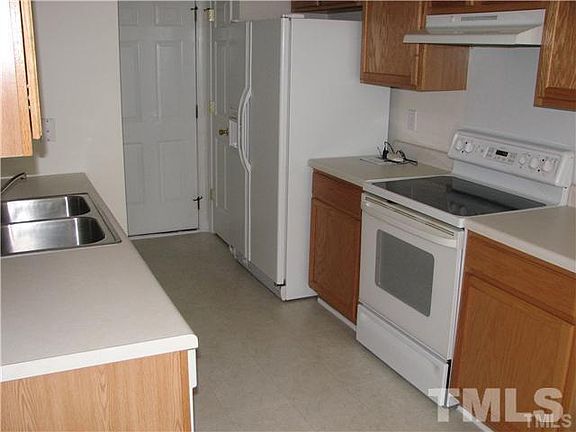 3rd image of 7317 Brighton Hill Ln