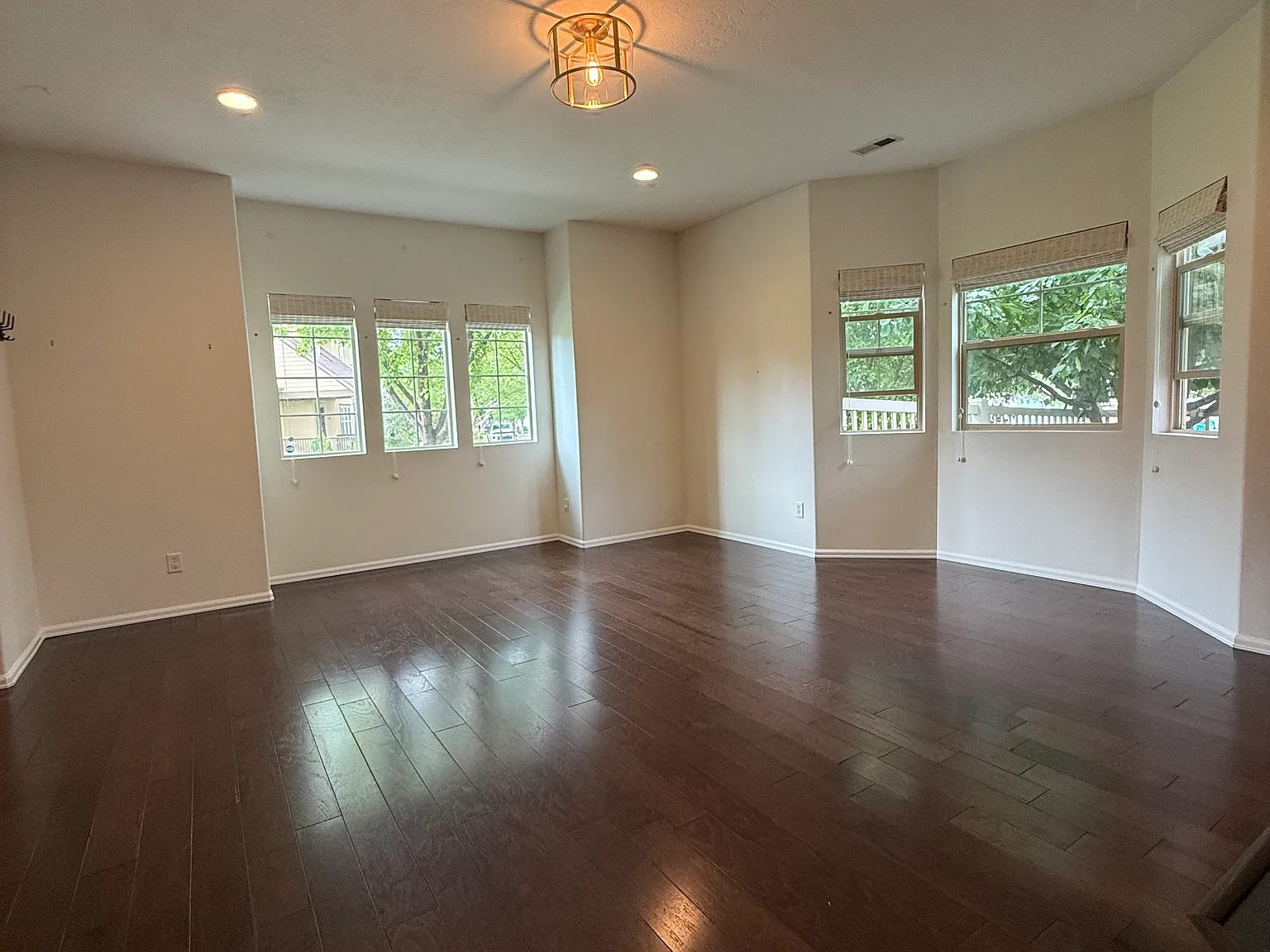 10601 S Topview Rd — Photo 4