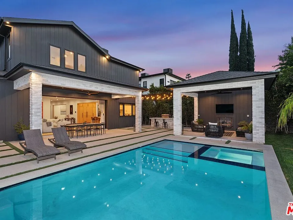 4937 Rubio Ave