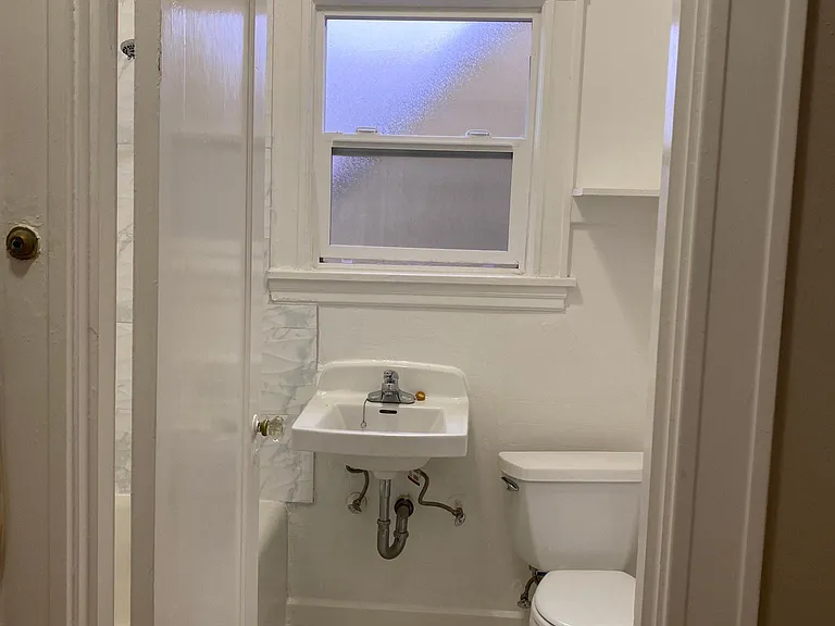 1495 10th Ave #6 — Photo 12