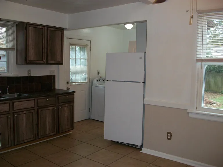 Eat - In Kitchen