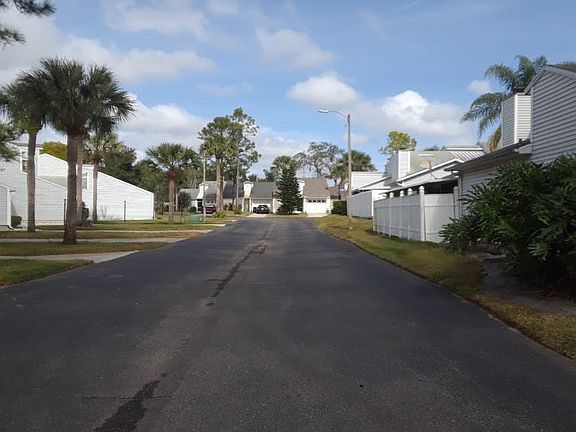 4th image of 199 Northshore Cir