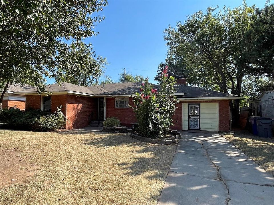 1st image of 1404 Oxford Way