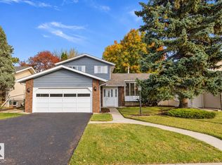 10928 34a Ave NW, Edmonton, AB T6J 2V1