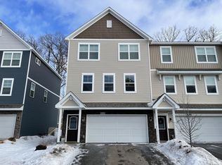 9622 Olive Ln N, Maple Grove, MN 55311