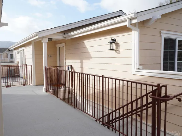 522 Entrada Drive #206, Novato, CA 94949