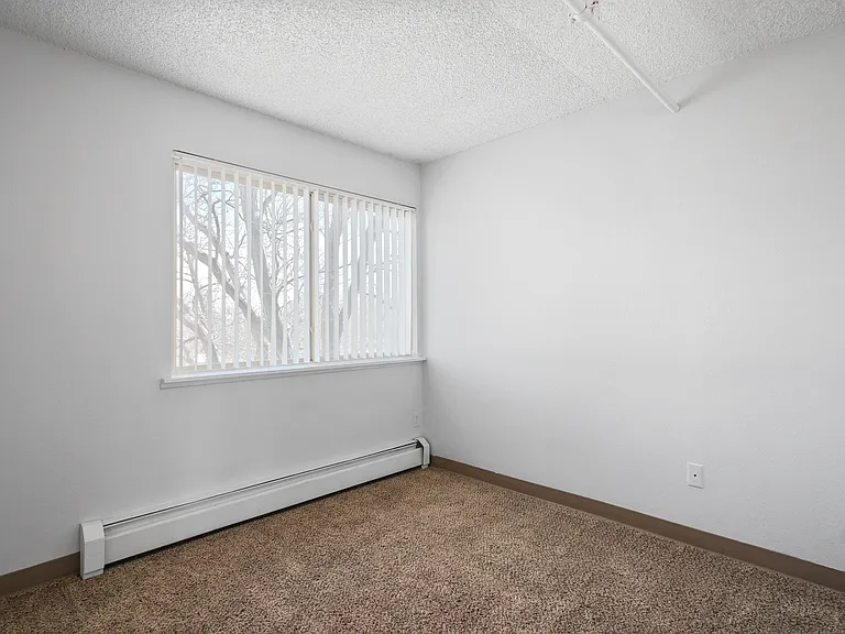 Nest on 30th Apartments — Photo 11