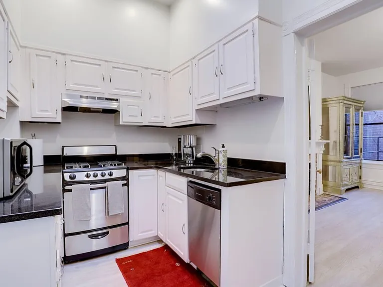 1765 R St NW #301A — Photo 9