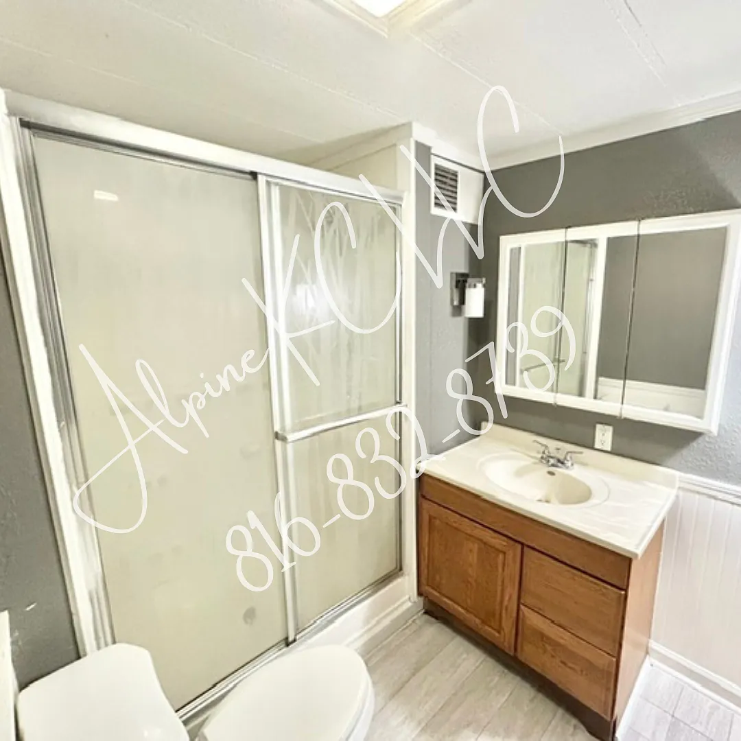 3 bed, 925 sqft, $1,050 — Photo 3