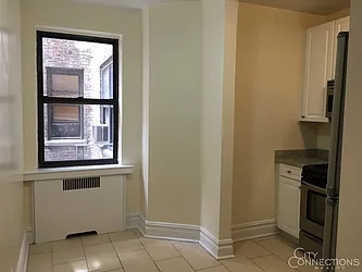 Rented by City Connections Realty