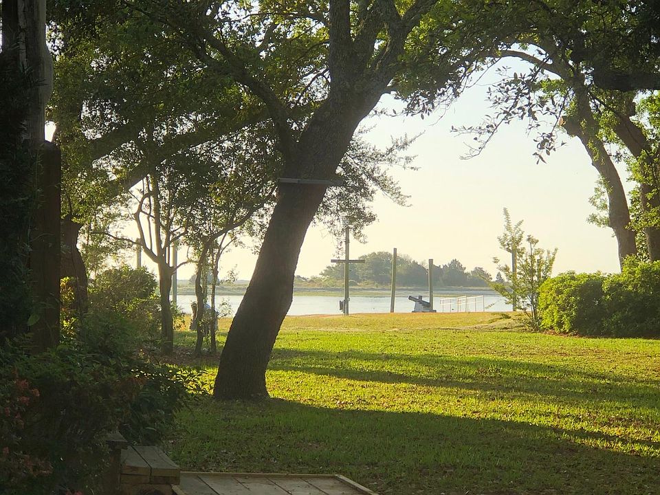 Imagine drinking coffee with this view in the morning!