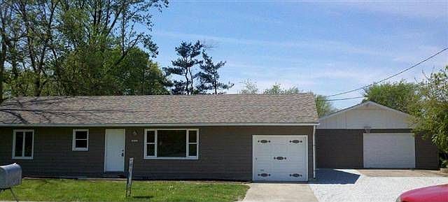 1st image of 820 Longacre Dr
