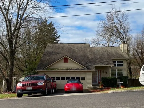 1437 Overton Ln, Knoxville, TN 37923