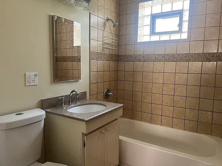 2231 N Latrobe Ave #2 — Photo 3