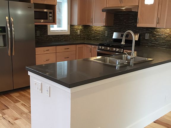 3rd image of 120 Nathhorst Ave
