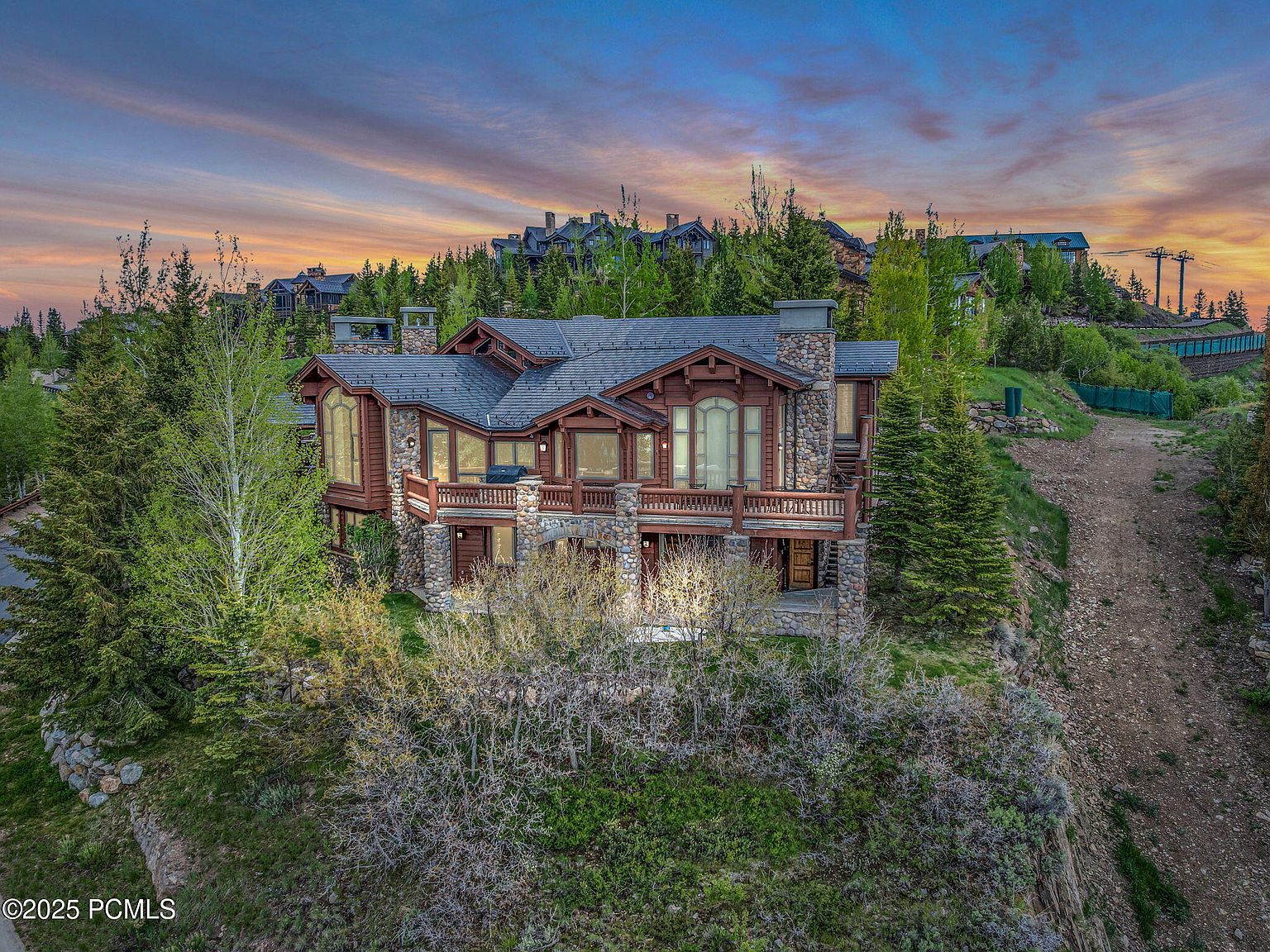 ◎新品タグ付きhouse on the hill Sweatshirt 100 本物ベビー・キッズ - 新品タグ付きhouse on the hill Sweatshirt 100