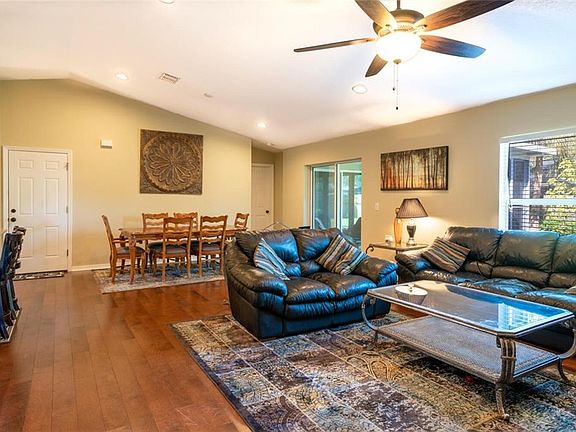 5th image of 1524 Rosemont Dr