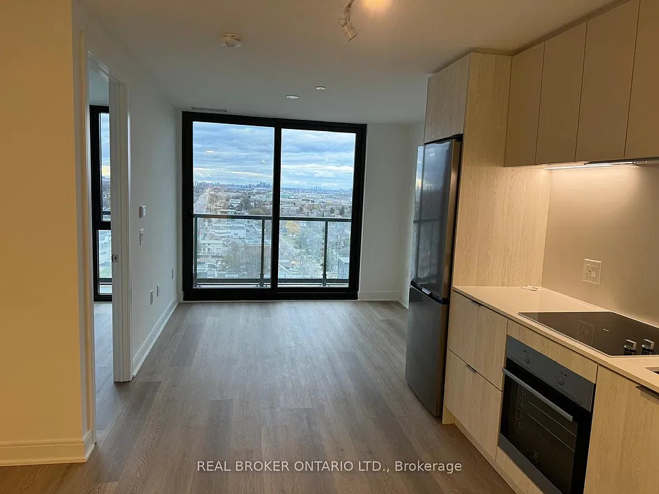 86 Dundas St E #1605