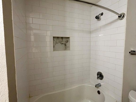 5th image of 7401 Tumbleweed Dr APT B