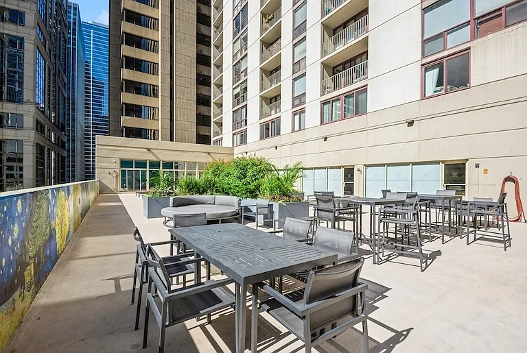 200 N Dearborn St #3005 — Photo 12