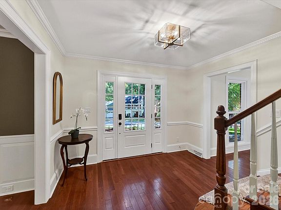 2nd image of 9912 Hanover Hollow Dr