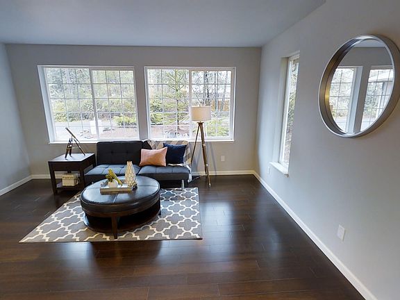 5th image of 8222 143rd St NW