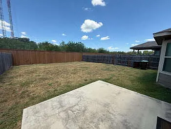 8819 Straight Oaks — Photo 30