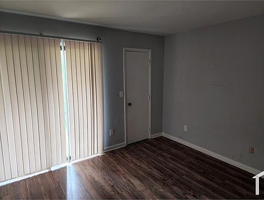 5th image of 4409 Sharon Chase Dr
