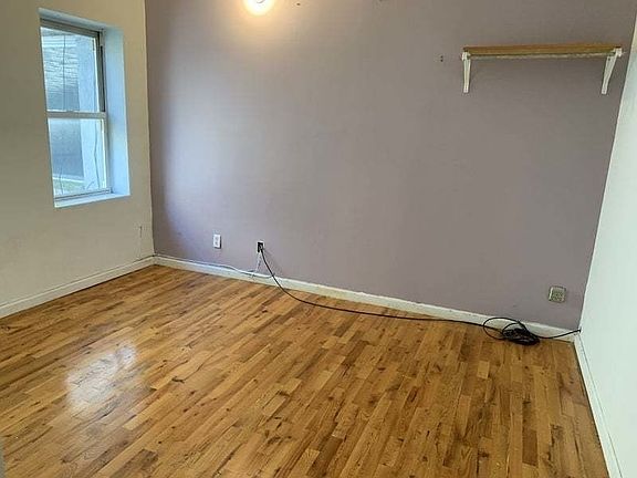 4th image of 57 Stagg St #105A