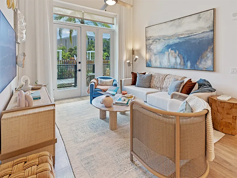 NOVEL Beach Park by Crescent Communities — Photo 51