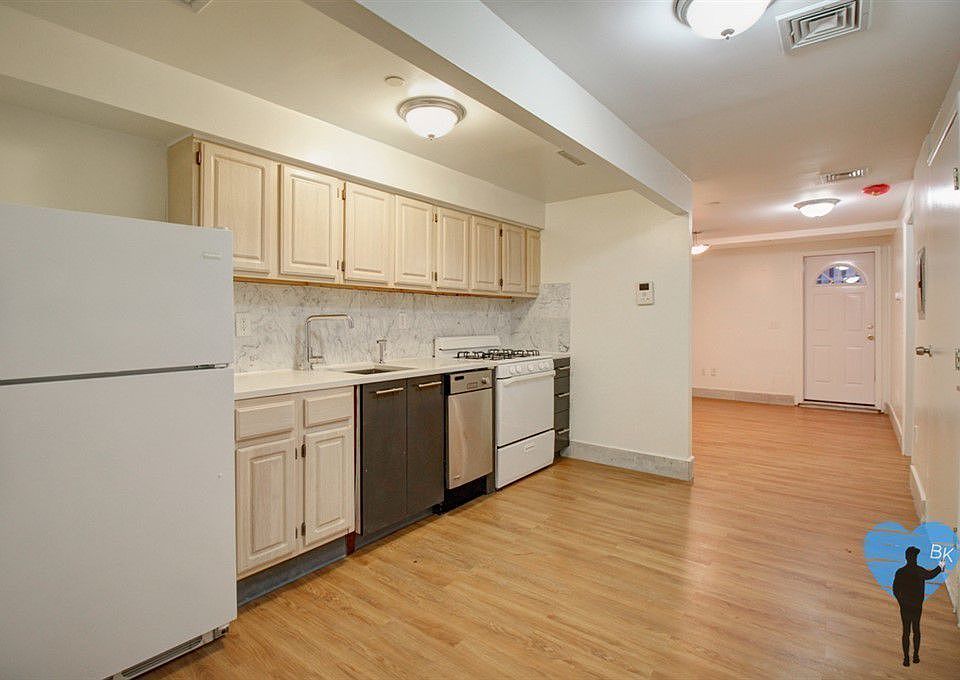 1st image of 279 Lee Ave Bsmt 1