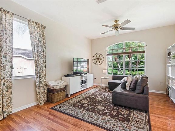 5th image of 18210 Stillwell Ln