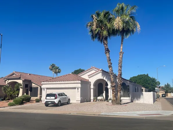 1706 S Gilmore Cir, Mesa, AZ 85206