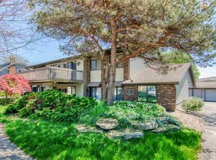 206 W Exchange St APT B, Spring Lake, MI 49456