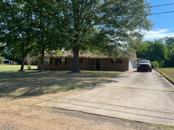 224 Marguerite Dr, Texarkana, AR 71854