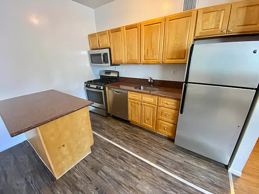 Rented by JM Preston Properties LLC | media 8